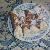 Cannoli Shells and Ricotta Cream Filling
