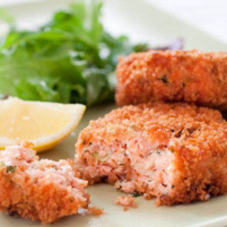 Salmon Cakes: America's Test Kitchen