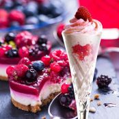 Winter Berry Cheesecake Shake