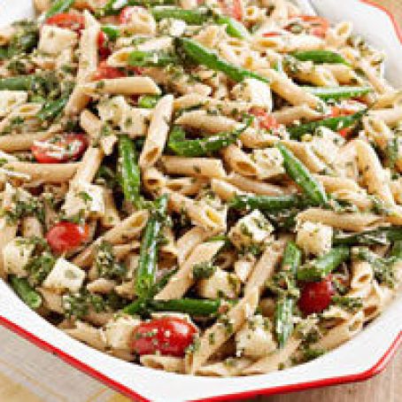 PESTO-PASTA WITH GREEN BEANS