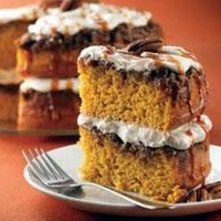 Praline-Pumpkin Cake