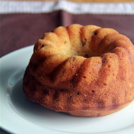 Pecan, Rum and Brown Sugar Keeping Cake