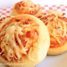 Pizza Wheels (Pizza Party Buns)