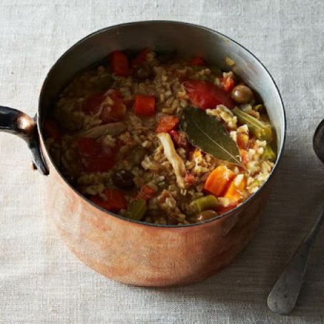 ABUELA'S CHICKEN AND OATS SOUP