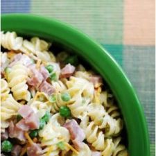 PASTA, HAM AND PEA SALAD