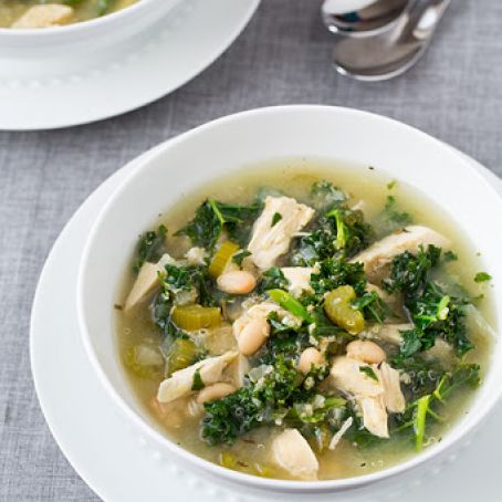 Slow Cooker Quinoa, Chicken and Kale Soup - Cooking Classy