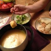 Easy Cheddar Cheese Fondue