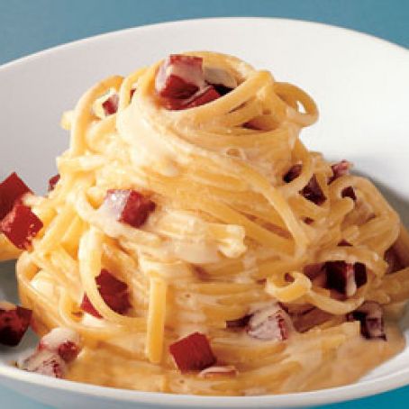 pasta carbonara made with bresaola