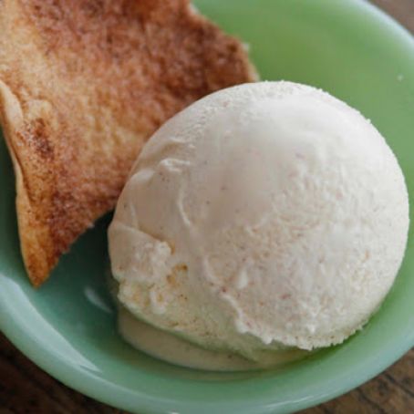 Cinnamon Ice Cream with Cinnamon Crisps