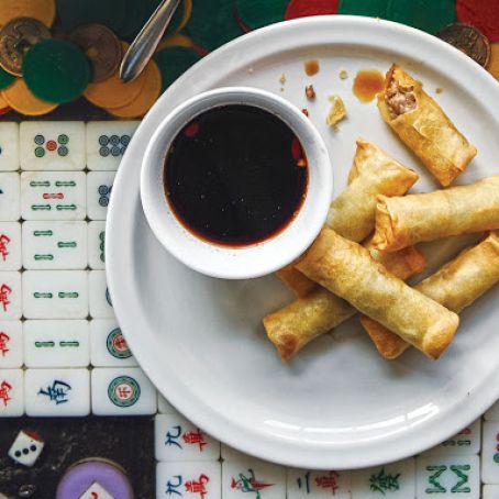 Filipino Lumpia Spring Rolls