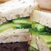 QUICK CUCUMBER PICKLES WITH RYE BREAD AND CHEESE