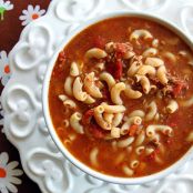 Beefy Tomato & Macaroni Soup