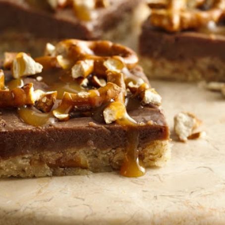Chocolate Peanut Butter Pretzel Bars