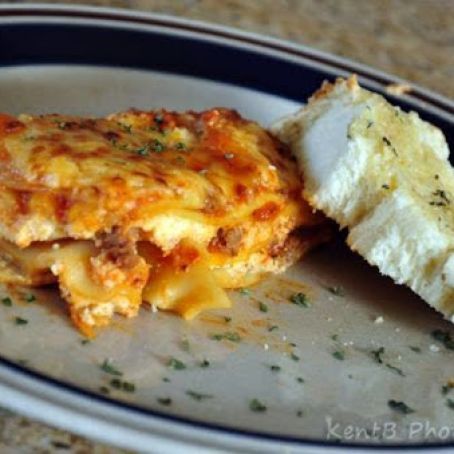 Lasagna Supremo: (The Best Lasagna Ever!)