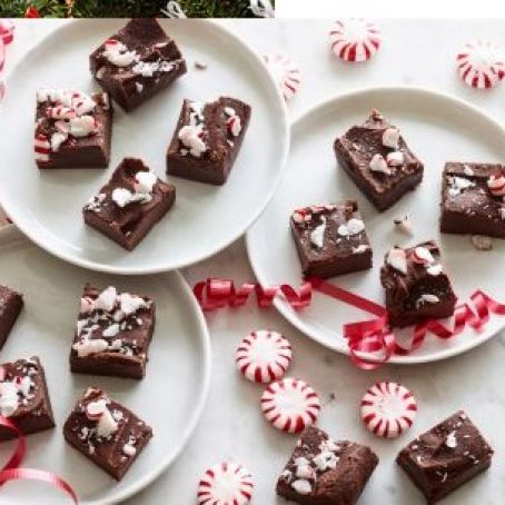 Quick and Easy Peppermint Fudge