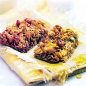 FRUIT & PECAN GRANOLA BARS