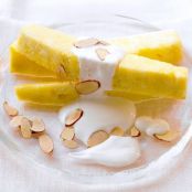 FRUIT - Ginger Yogurt Sauce on Pineapple