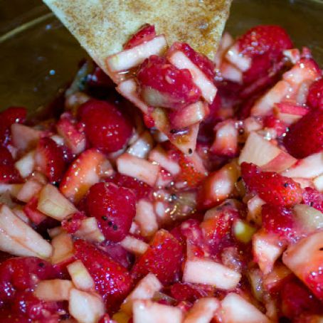Fruit Salsa with Baked Cinnamon Chips