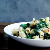 Pasta with Anchovy Butter and Broccoli Rabe
