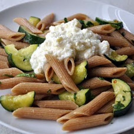 Pasta with Summer Squash and Ricotta
