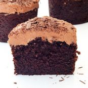 Mini Sour Cream Chocolate Cakes