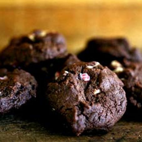 Peppermint Bark Chocolate Cookies Recipe