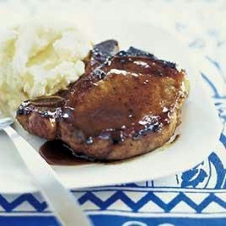 PERFECT TENNESSEE WHISKEY PORK CHOPS