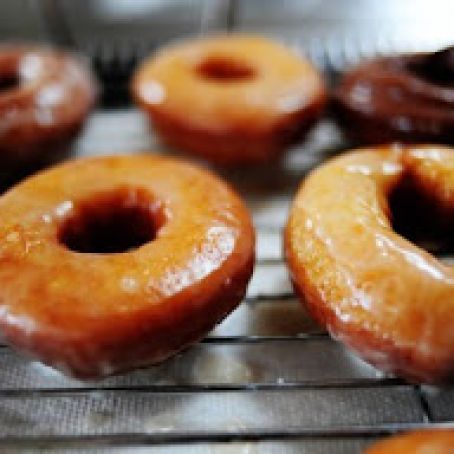 Homemade Glazed Donuts - Pioneer Woman