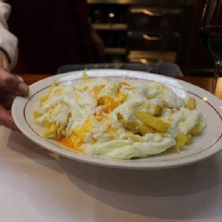 OLIVE OIL FRIED POTATOES WITH OVER EASY EGGS (HUEVOS ESTRELLADOS)