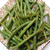 Easy and Delicious Roasted Rosemary String Beans