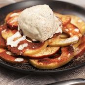 SLOW COOKER LAYERED APPLE CAKE