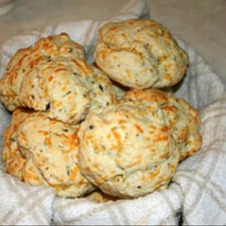 Biscuits: Red Lobster Cheddar Biscuits