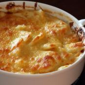 Cheddar Scalloped Potatoes