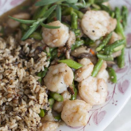 PAN-SEARED ASPARAGUS WITH SHRIMP, SHIITAKES AND CHILIES