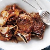 Pork Chops with Apples and Onions