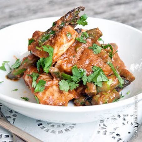 Chicken with Coconut-Lime Peanut Sauce