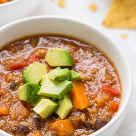 Crockpot Sweet Potato & Black Bean Quinoa Chili