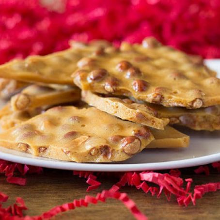 Mama's Famous Old-Fashioned Peanut Brittle