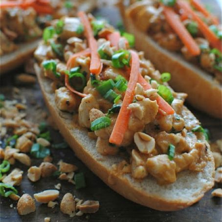 Open-Faced Thai Peanut Chicken Sub Sandwiches