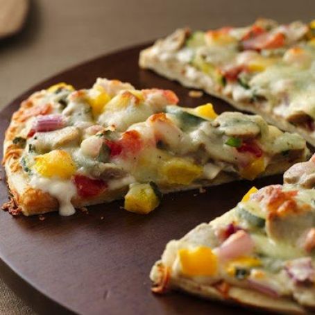 Garden-Fresh Alfredo Pizza