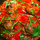 Lulu’s meatballs and tomato sauce
