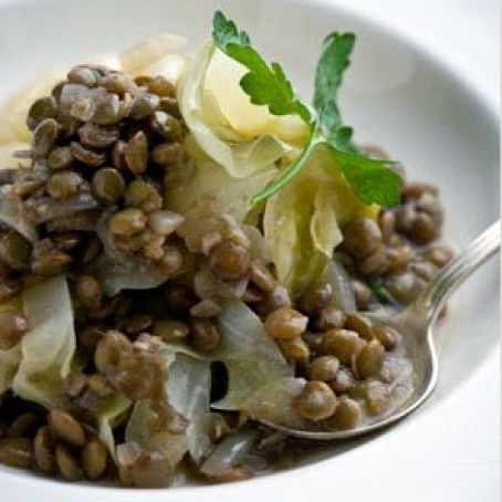 STEWED LENTILS w/CABBAGE