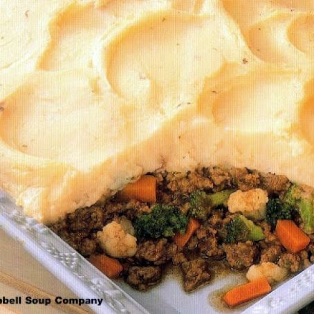 Garlic Mashed Potatoes & Beef Bake