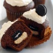 Mini Oreo Surprise Cupcakes