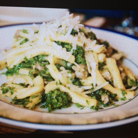 Pasta:Cavatelli with Garlic Broccoli Sauce