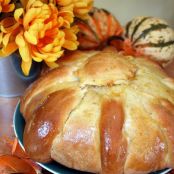 Pan de Muerto:  Bread of the Dead
