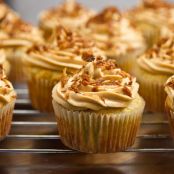 Peanut Butter Banana Elvis Cupcakes