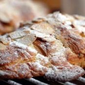 Croissants aux Amandes