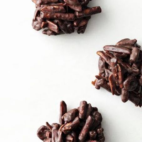 Chocolate-Pretzel Clusters