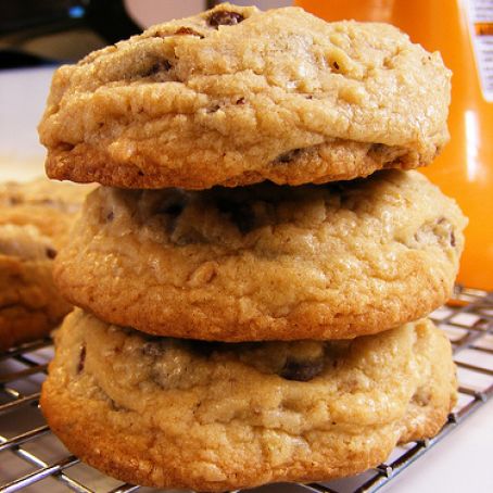 Chocolate Chip Walnut Cookies